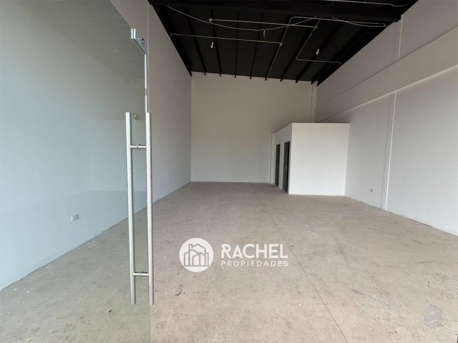 SE ARRIENDAN LOCALES COMERCIALES STRIPCENTER EN MEJOR ESQUINA DEL PORTAL DE LA FRONTERA