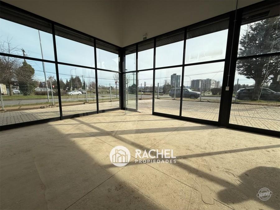 SE ARRIENDAN LOCALES COMERCIALES STRIPCENTER EN MEJOR ESQUINA DEL PORTAL DE LA FRONTERA