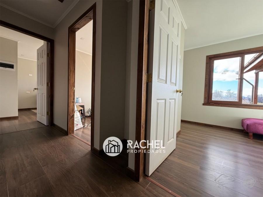 SE ARRIENDA HERMOSA CASA EN CONDOMINIO DE PARCELAS- Sector Mirador de Pumalal