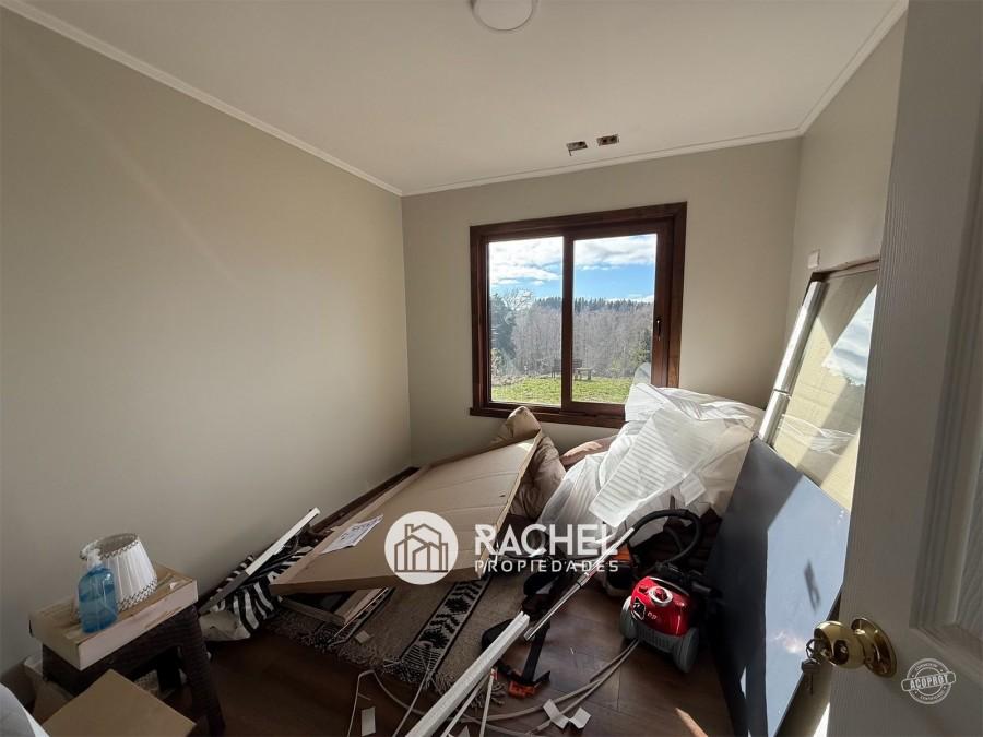 SE ARRIENDA HERMOSA CASA EN CONDOMINIO DE PARCELAS- Sector Mirador de Pumalal