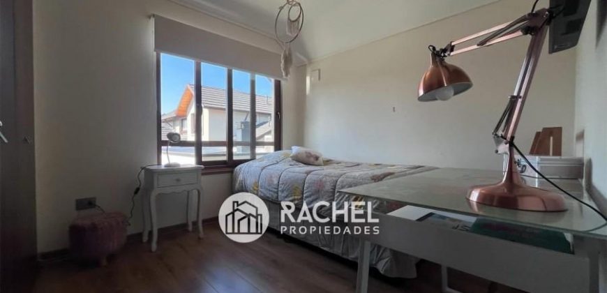 SE VENDE LINDA CASA SECTOR PONIENTE- MIRADOR DE LA FRONTERA