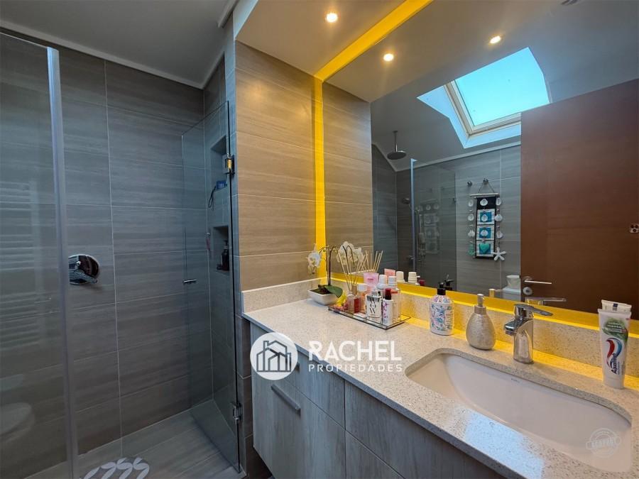 SE VENDE LINDA CASA SECTOR PONIENTE- MIRADOR DE LA FRONTERA