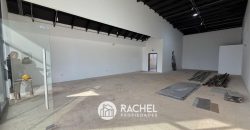 SE ARRIENDAN LOCALES COMERCIALES STRIPCENTER EN MEJOR ESQUINA DEL PORTAL DE LA FRONTERA