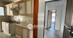 SE ARRIENDA CASA CON DESTINO COMERCIAL Y GRAN TERRENO- Calle Aragón , Sector Torremolinos