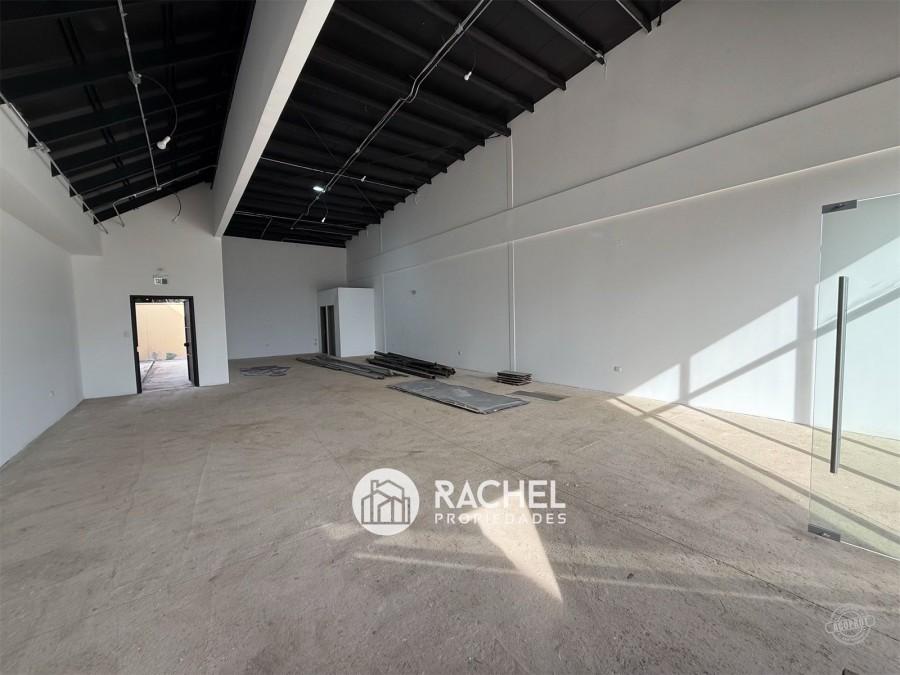 SE ARRIENDAN LOCALES COMERCIALES STRIPCENTER EN MEJOR ESQUINA DEL PORTAL DE LA FRONTERA