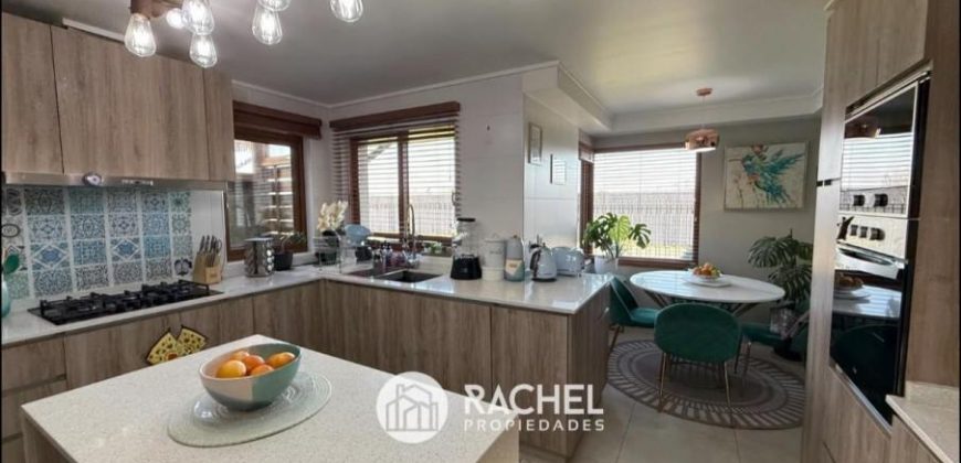 SE VENDE LINDA CASA SECTOR PONIENTE- MIRADOR DE LA FRONTERA
