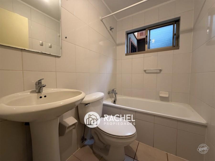 SE ARRIENDA LINDA Y BIEN MANTENIDA CASA -Condominio Altos del Maipo