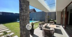 SE VENDE HERMOSA CASA CON QUINCHO Y PISCINA sector Portal de la Frontera