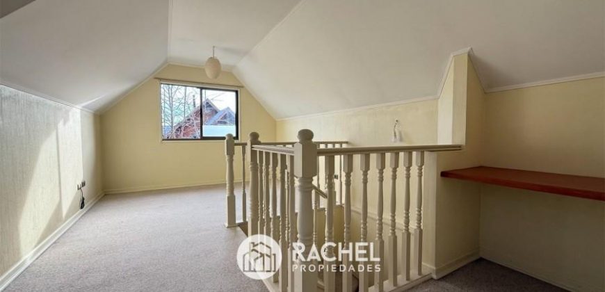SE ARRIENDA LINDA Y BIEN MANTENIDA CASA -Condominio Altos del Maipo
