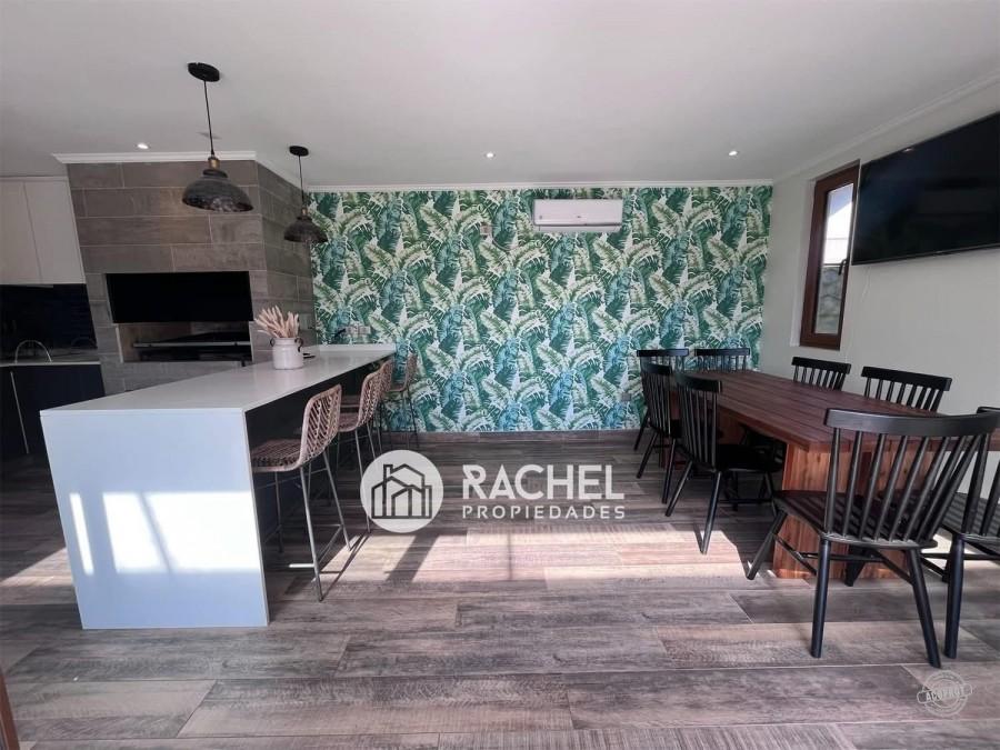 SE VENDE HERMOSA CASA CON QUINCHO Y PISCINA sector Portal de la Frontera