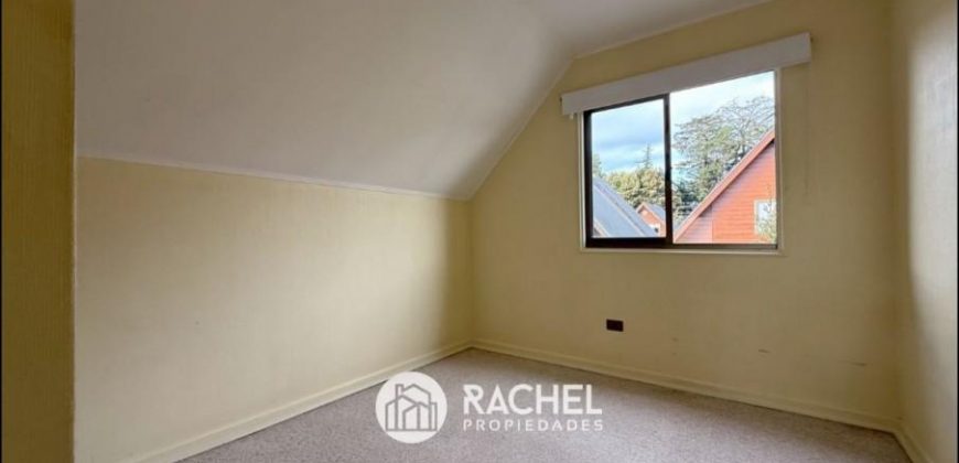 SE ARRIENDA LINDA Y BIEN MANTENIDA CASA -Condominio Altos del Maipo