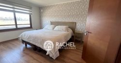 SE VENDE HERMOSA CASA CON QUINCHO Y PISCINA sector Portal de la Frontera