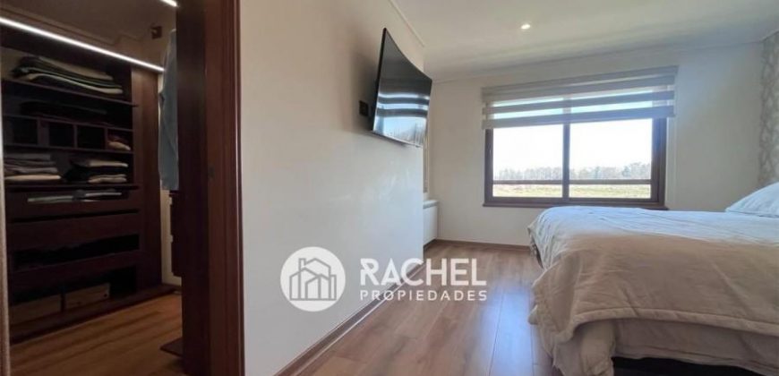 SE VENDE HERMOSA CASA CON QUINCHO Y PISCINA sector Portal de la Frontera