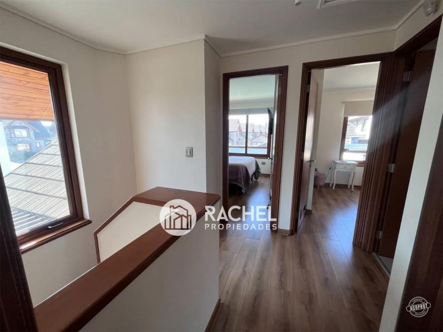SE VENDE HERMOSA CASA CON QUINCHO Y PISCINA sector Portal de la Frontera