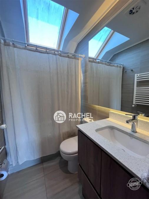 SE VENDE HERMOSA CASA CON QUINCHO Y PISCINA sector Portal de la Frontera