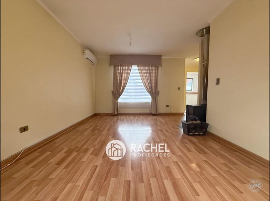 SE ARRIENDA LINDA Y BIEN MANTENIDA CASA -Condominio Altos del Maipo