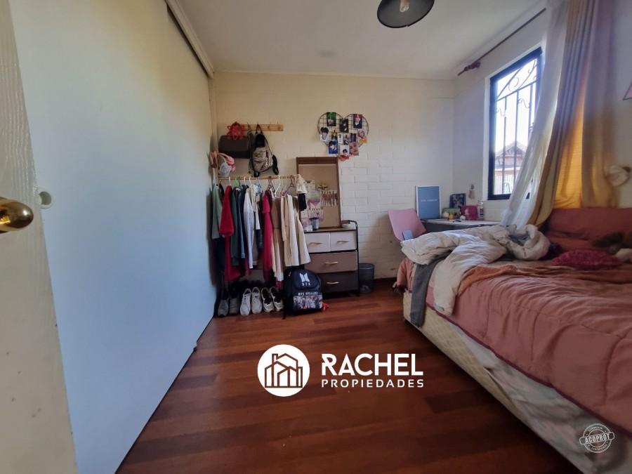 EN VENTA CASA EN PASAJE DE TRES DORMITORIOS