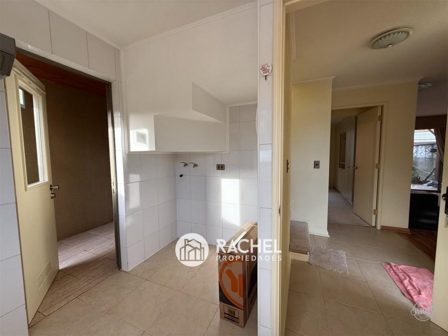 SE ARRIENDA LINDA Y BIEN MANTENIDA CASA -Condominio Altos del Maipo