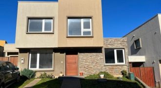 Hermosa CASA SE VENDE
