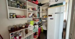 EN VENTA GRAN CASA 4 DORMITORIOS MÁS SERVICIO SECTOR PONIENTE