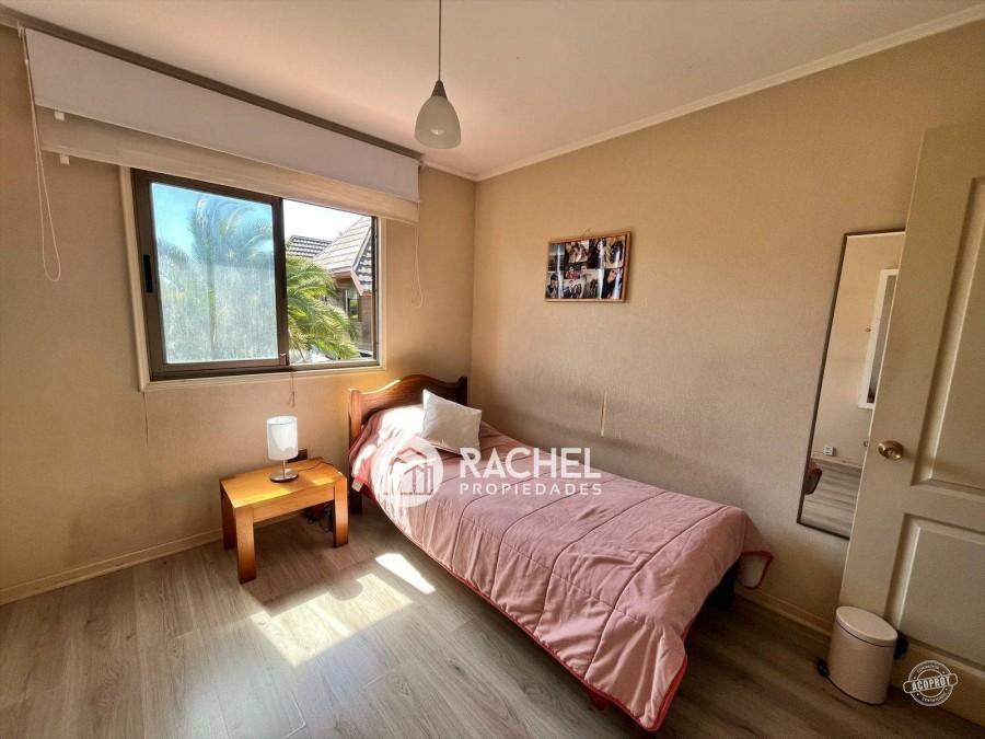 EN VENTA GRAN CASA 4 DORMITORIOS MÁS SERVICIO SECTOR PONIENTE