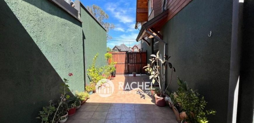 EN VENTA GRAN CASA 4 DORMITORIOS MÁS SERVICIO SECTOR PONIENTE