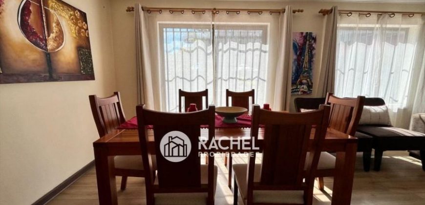 EN VENTA GRAN CASA 4 DORMITORIOS MÁS SERVICIO SECTOR PONIENTE