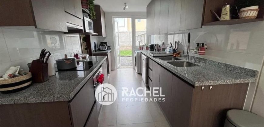 SE VENDE LINDA Y SEGURA CASA MEDITERRANEA EN CONDOMINIO Barrio Francés- Temuco