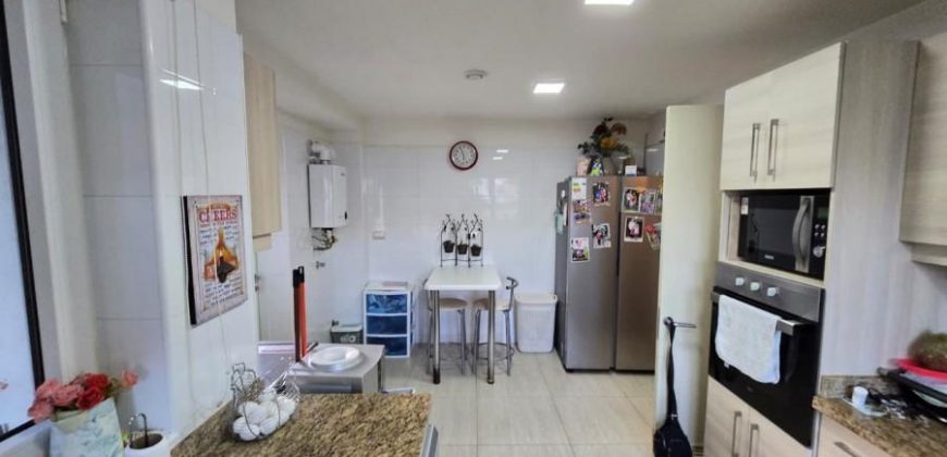 VENDEMOS MARAVILLOSA CASA CON PISCINA Y QUINCHO PUERTAS DEL SOL TEMUCO
