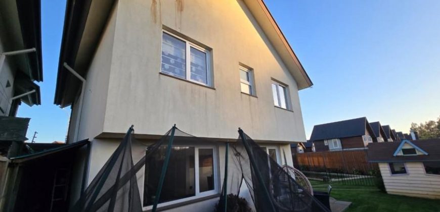 VENDEMOS MARAVILLOSA CASA CON PISCINA Y QUINCHO PUERTAS DEL SOL TEMUCO