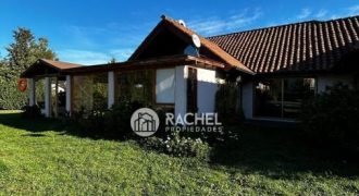 EN VENTA HERMOSA Y AMPLIA CASA EN PARCELA SECTOR CAMINO BOTROLHUE