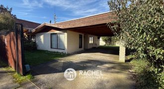 SE VENDE LINDA CASADE UN PISO CON PROYECCION COMERCIAL- Sector Ñielol