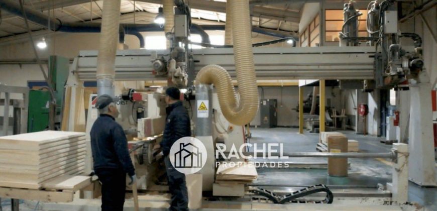VENTA DE PLANTA INDUSTRIAL DE MUEBLES Y PUERTAS FUNCIONANDO