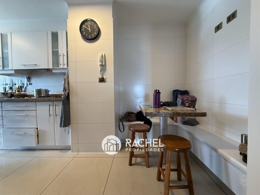 SE VENDE GRAN DEPTO CON 4 DORMITORIOS- La Haya-Sector Holandesa SE VENDE GRAN DEPTO CON 4 DORMITORIOS- La Haya-Sector Holandesa