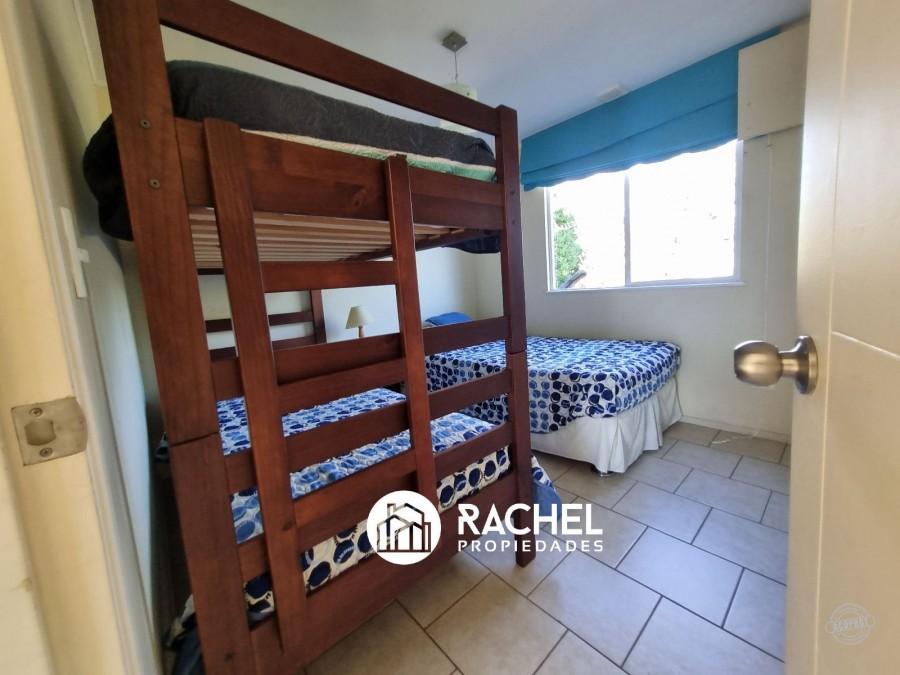 EN VENTA CASA AMOBLADA 3 DORMITORIOS EN CONDOMINIO A MINUTOS DEL CENTRO DE PUCON