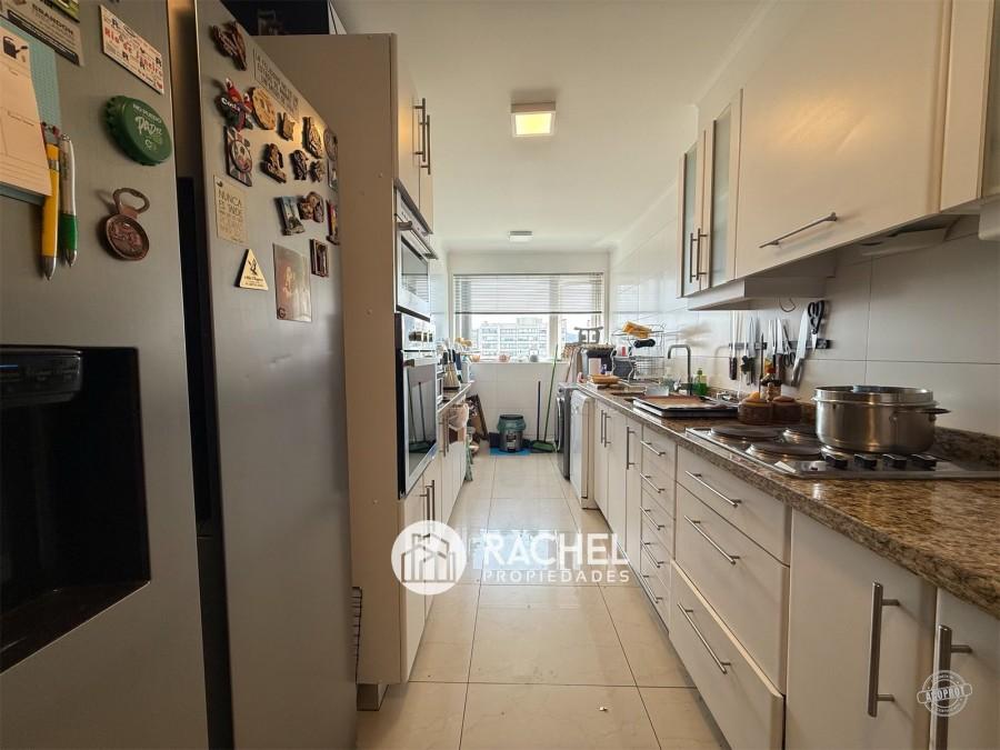 SE VENDE GRAN DEPTO CON 4 DORMITORIOS- La Haya-Sector Holandesa SE VENDE GRAN DEPTO CON 4 DORMITORIOS- La Haya-Sector Holandesa