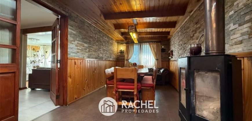SE VENDE LINDA CASADE UN PISO CON PROYECCION COMERCIAL- Sector Ñielol