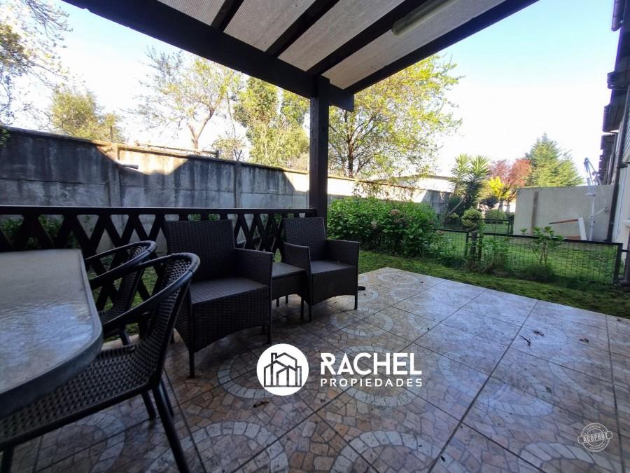 EN VENTA CASA AMOBLADA 3 DORMITORIOS EN CONDOMINIO A MINUTOS DEL CENTRO DE PUCON