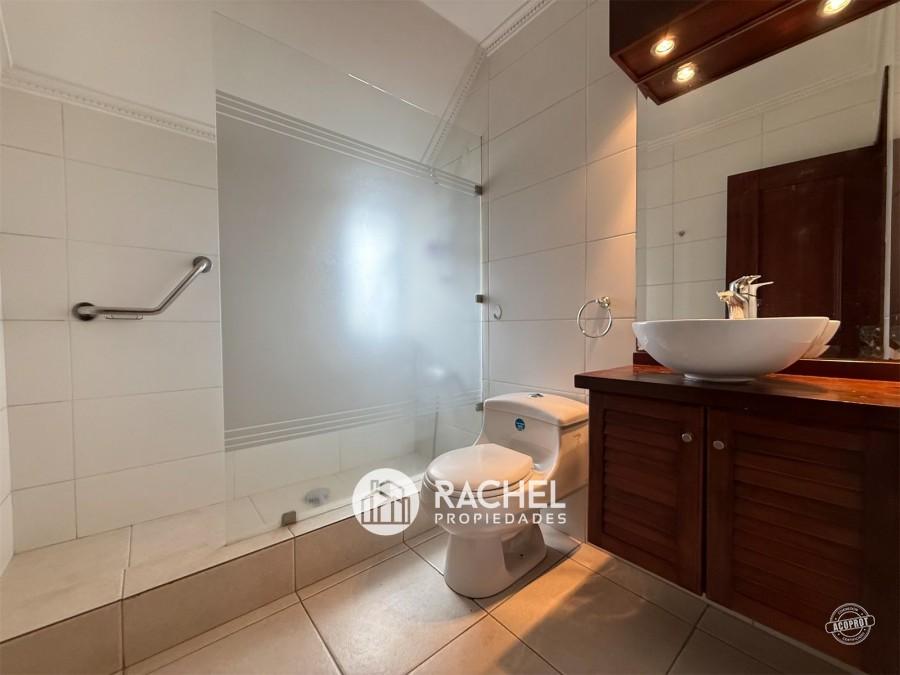 SE VENDE HERMOSO E IMPECABLE DEPTO 4D- Edificio Loncotraro- Holandesa