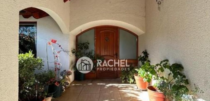 EN VENTA HERMOSA Y AMPLIA CASA EN PARCELA SECTOR CAMINO BOTROLHUE