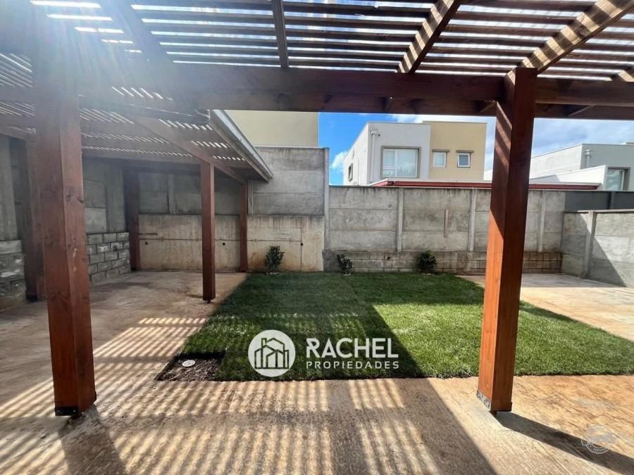 SE ARRIENDA LINDA Y SEGURA CASA MEDITERRANEA EN CONDOMINIO Barrio Francés- Temuco
