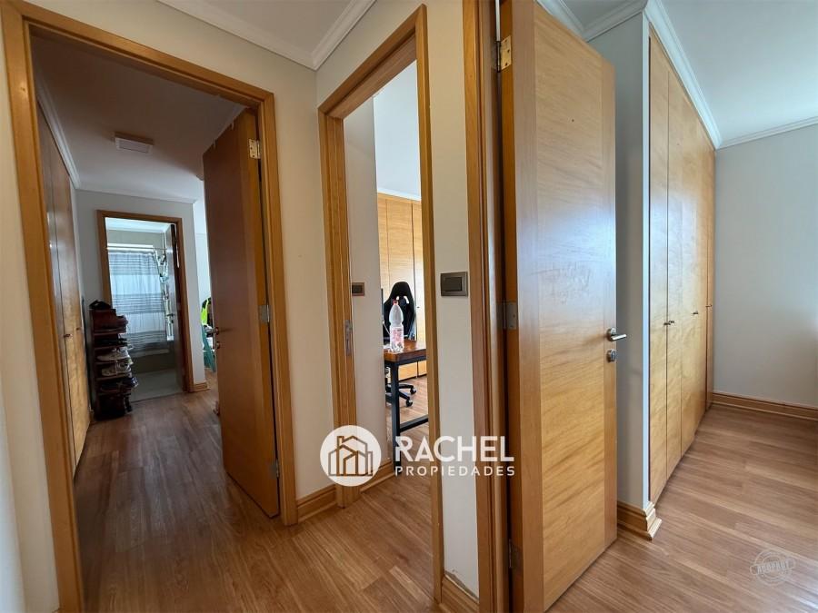 SE VENDE GRAN DEPTO CON 4 DORMITORIOS- La Haya-Sector Holandesa SE VENDE GRAN DEPTO CON 4 DORMITORIOS- La Haya-Sector Holandesa