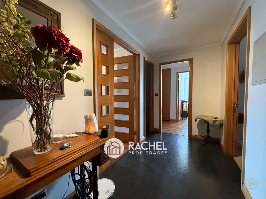 SE VENDE GRAN DEPTO CON 4 DORMITORIOS- La Haya-Sector Holandesa SE VENDE GRAN DEPTO CON 4 DORMITORIOS- La Haya-Sector Holandesa