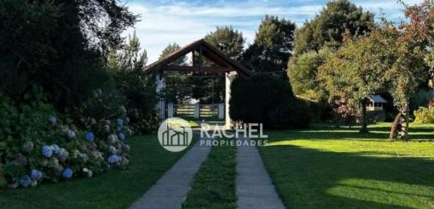 EN VENTA HERMOSA Y AMPLIA CASA EN PARCELA SECTOR CAMINO BOTROLHUE