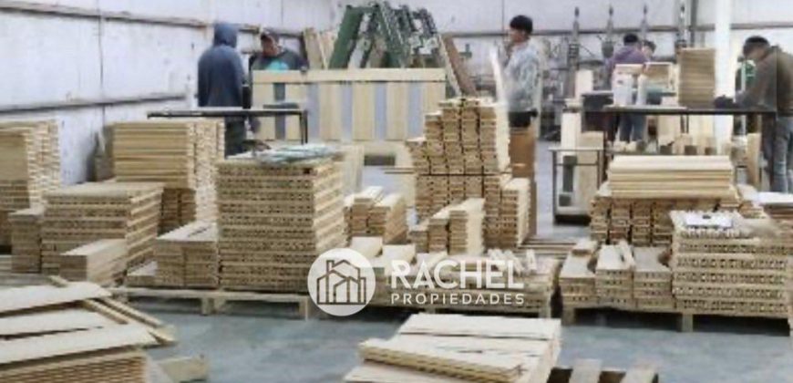 VENTA DE PLANTA INDUSTRIAL DE MUEBLES Y PUERTAS FUNCIONANDO