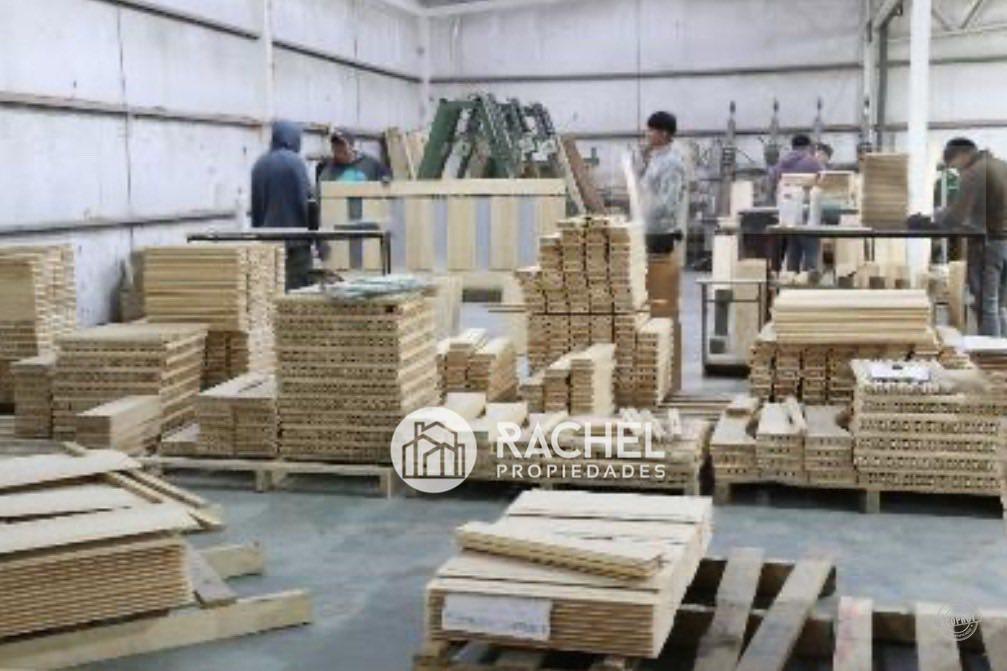 VENTA DE PLANTA INDUSTRIAL DE MUEBLES Y PUERTAS FUNCIONANDO