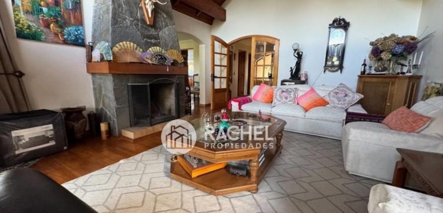 EN VENTA HERMOSA Y AMPLIA CASA EN PARCELA SECTOR CAMINO BOTROLHUE