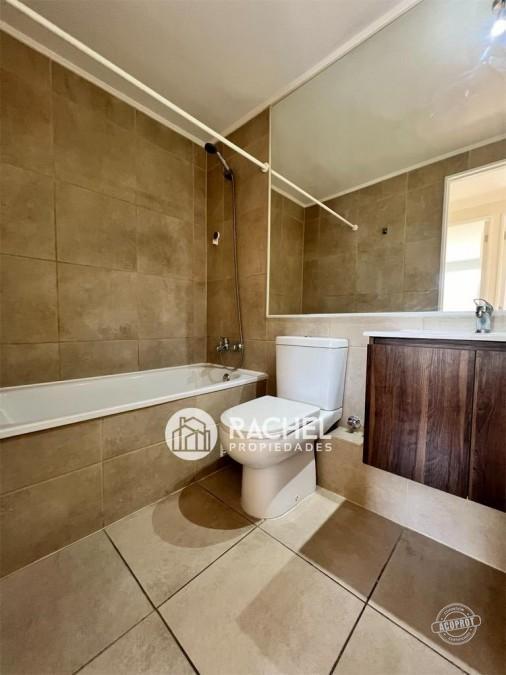 SE ARRIENDA DEPARTAMENTO REMODELADO EN CONDOMINIO PLAZA PARQUE LOS POETAS
