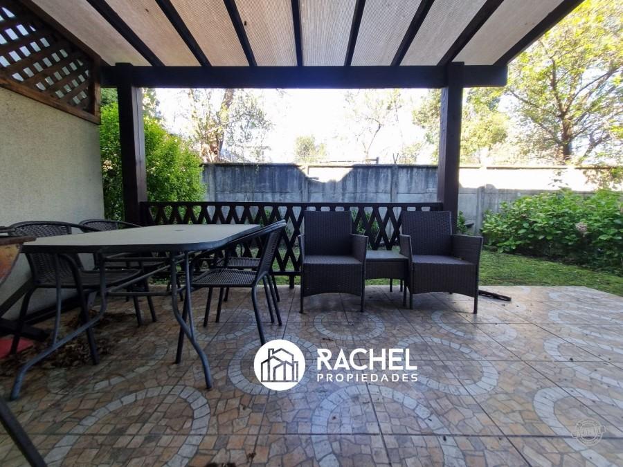 EN VENTA CASA AMOBLADA 3 DORMITORIOS EN CONDOMINIO A MINUTOS DEL CENTRO DE PUCON