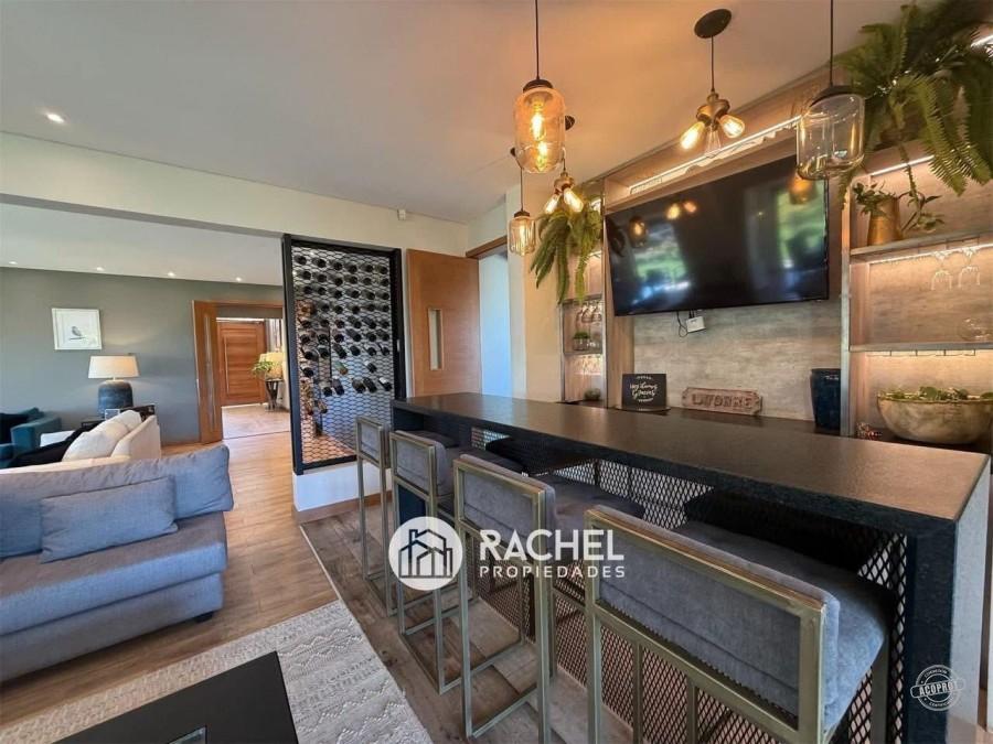 SE VENDE MARAVILLOSA CASA MEDITERRANEA CON GRAN TERRENO EN CONDOMINIO- Lomas del Carmen